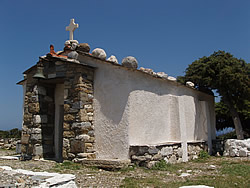 Churches and Monasteries in Ikaria - Agios Georgios, Drakano