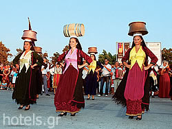 Mœurs et coutumes de Leucade - Festival International de Folklore