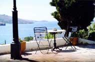 Blue dolphin rooms,Kiklades,Andros,Batsi,with pool,with bar