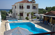 Hotels and Apartments in Greece, North Aegean, Samos Island, Marathokampos Beach, Aphrodite Hotel, with pool