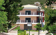 Maistrali Apartments, near the beach, Lefkada island