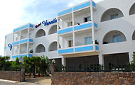 Venetia Hotel,Argosaronikos,Egina,Perdikawith pool,with garden,beach