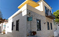 Greece, Saronic Islands, Hydra, Phaedra Hotel, close to the beach