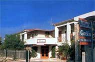 Grekis Apartments,Peloponnese,Petalidi,Messinia,Messiniakos Bay,Beach,With Pool,Garden.