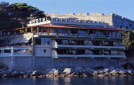 Karalis Beach Hotel, Pylos, Kalamata, Messinia, Castle