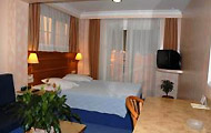 Noufara Hotel, Hotels and Apartments in Piraeus, Holidays and Rooms in Greece