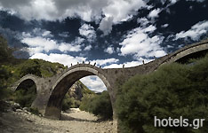 Il ponte Plakida nella zona di Zagoria